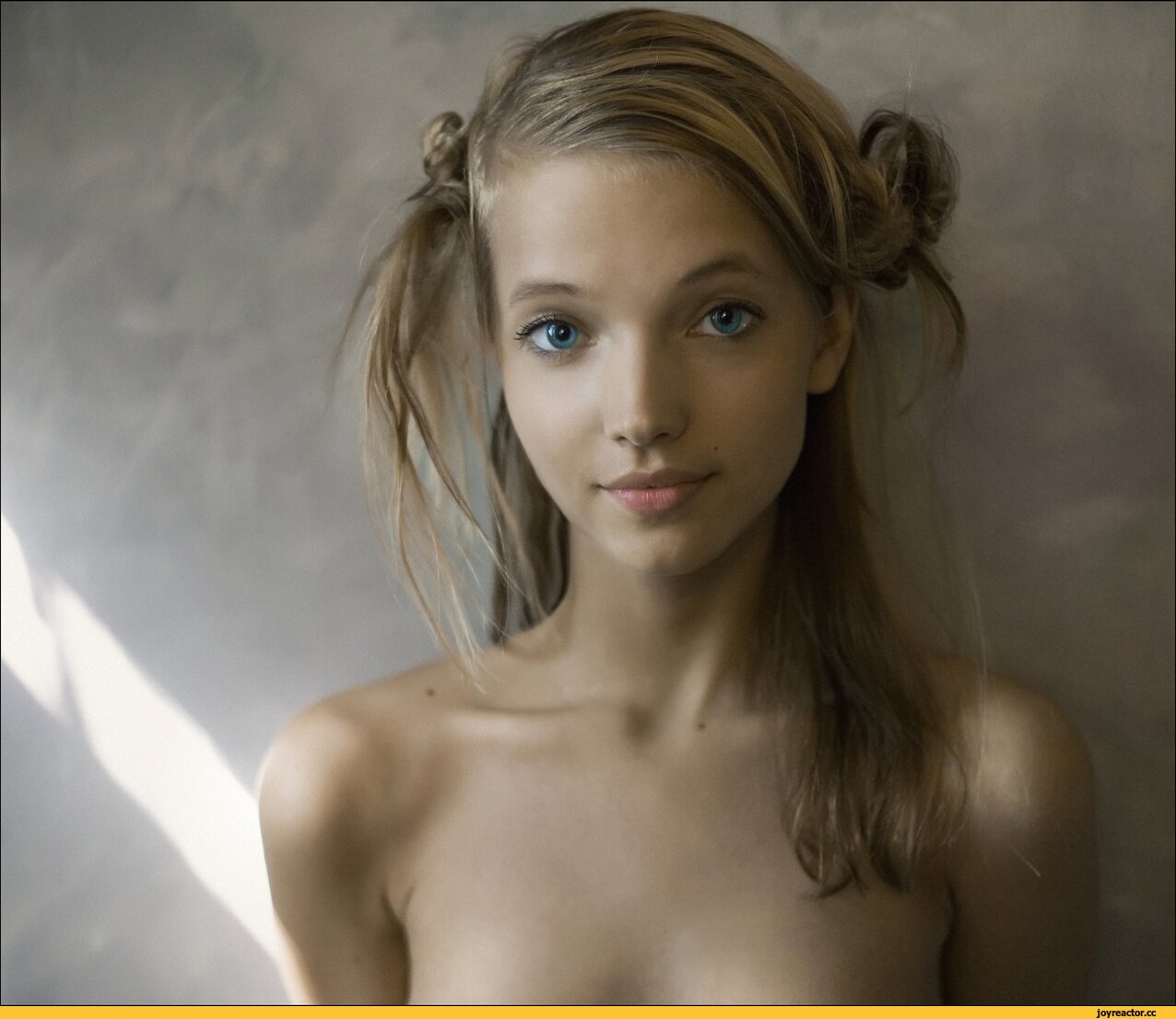 teen petite blonde