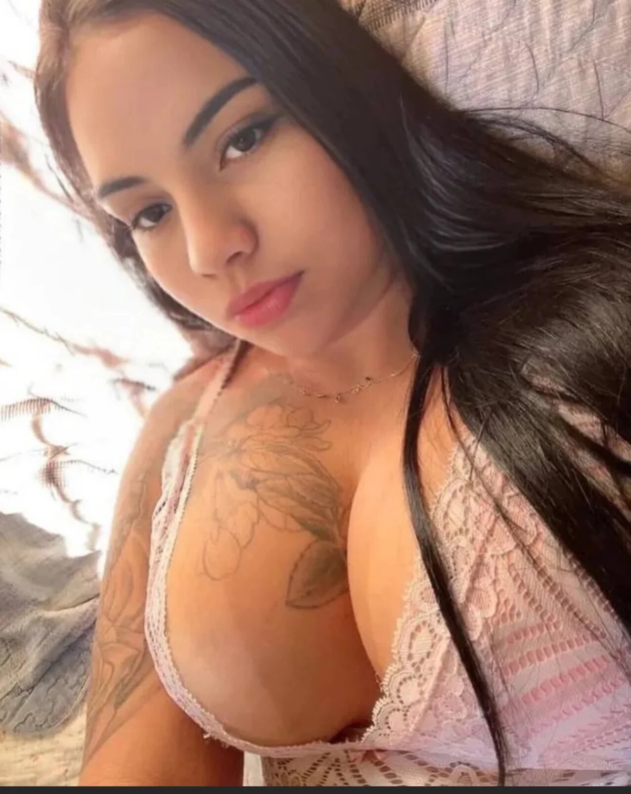 brazilian brazil brunette