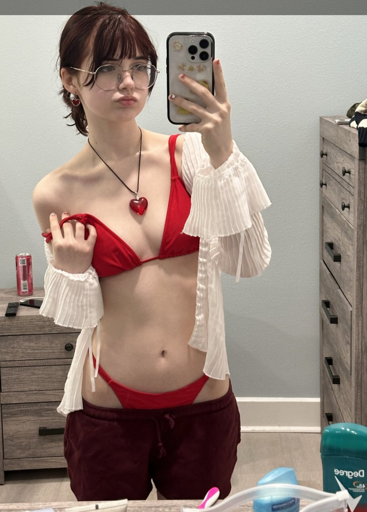 onlyfans amateur glasses