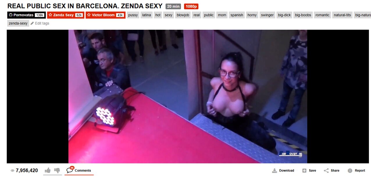 brunette flashing porn show