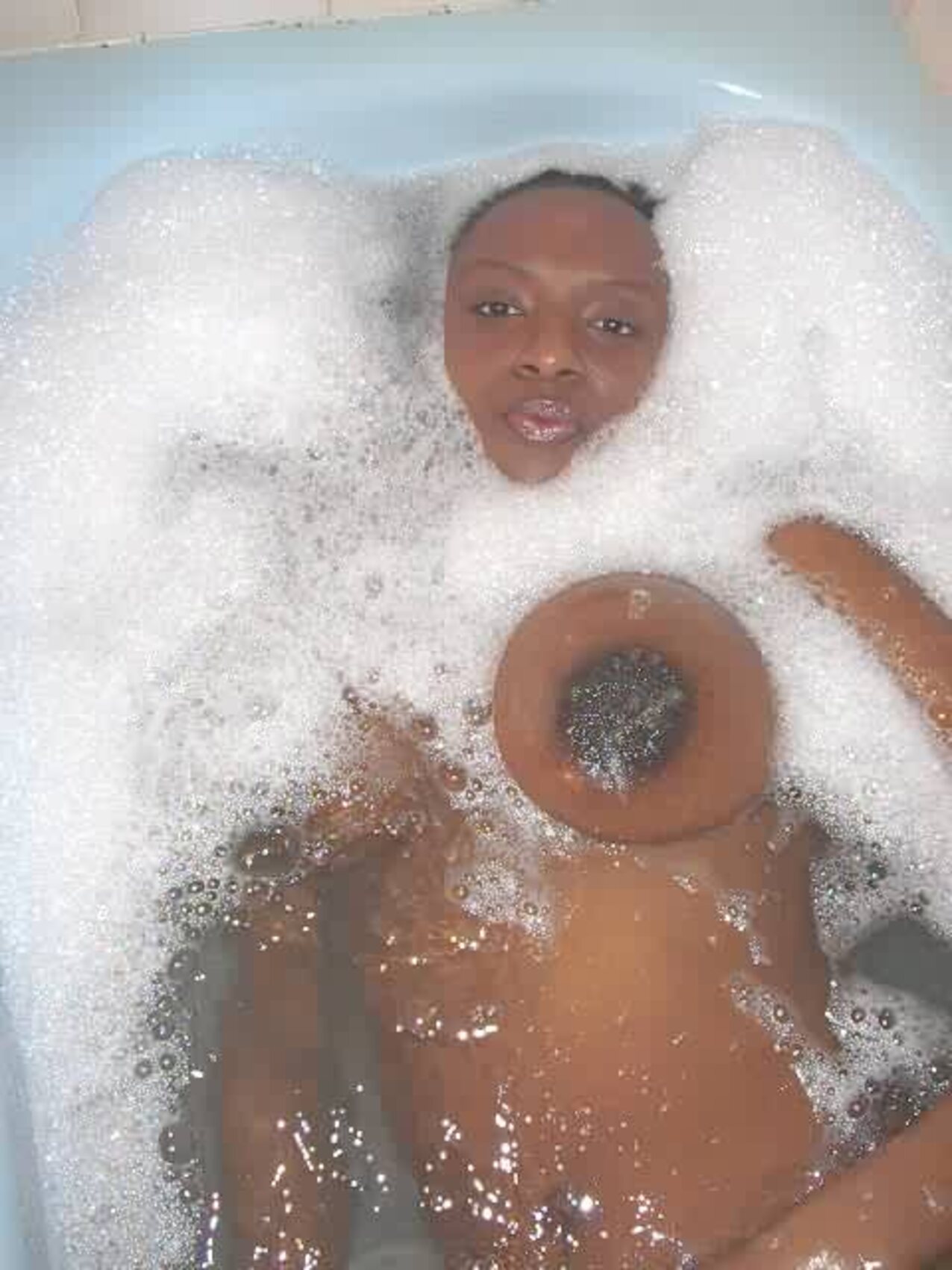 busty pretty ebony