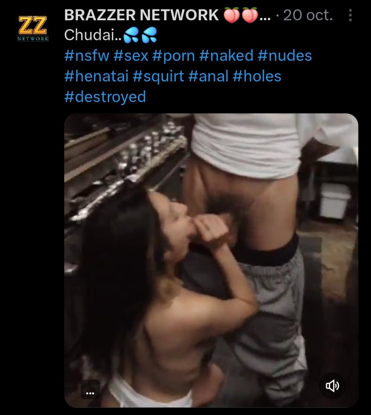 kitchen milf sucking