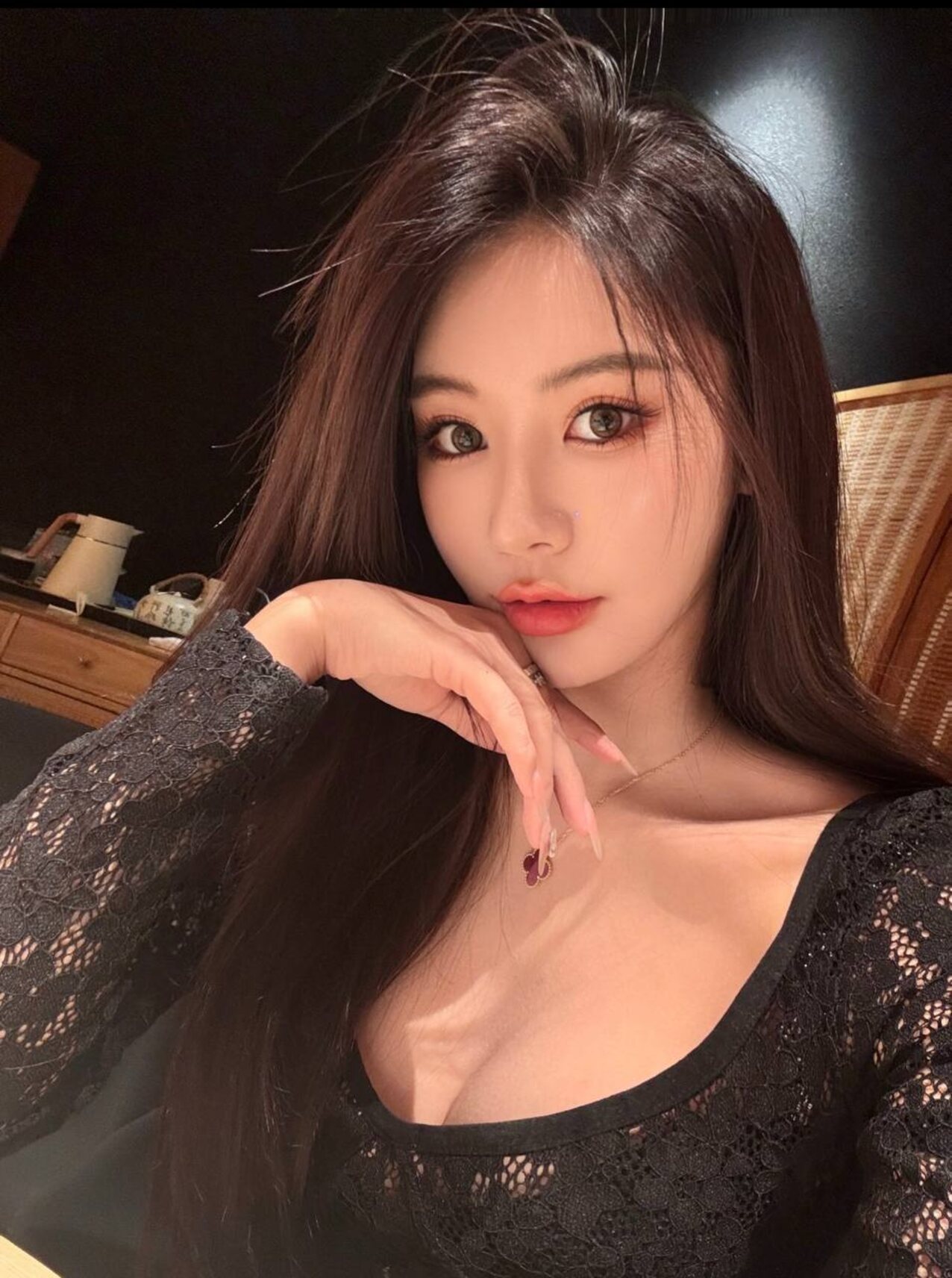 asian escort selfie