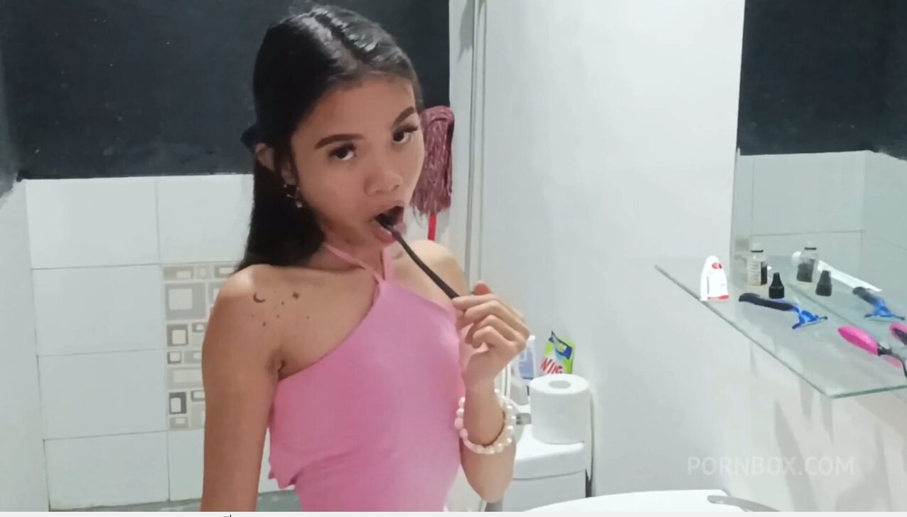 asian tooth brush hot face