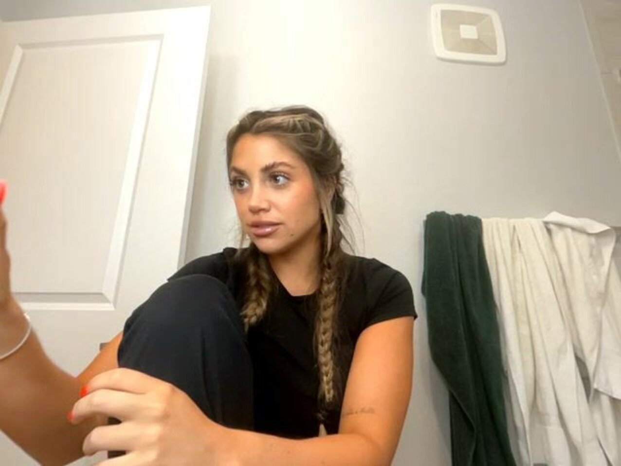camgirl blonde big tits