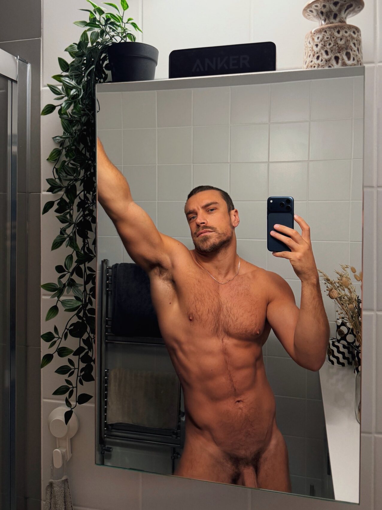 hunk muscle muscular