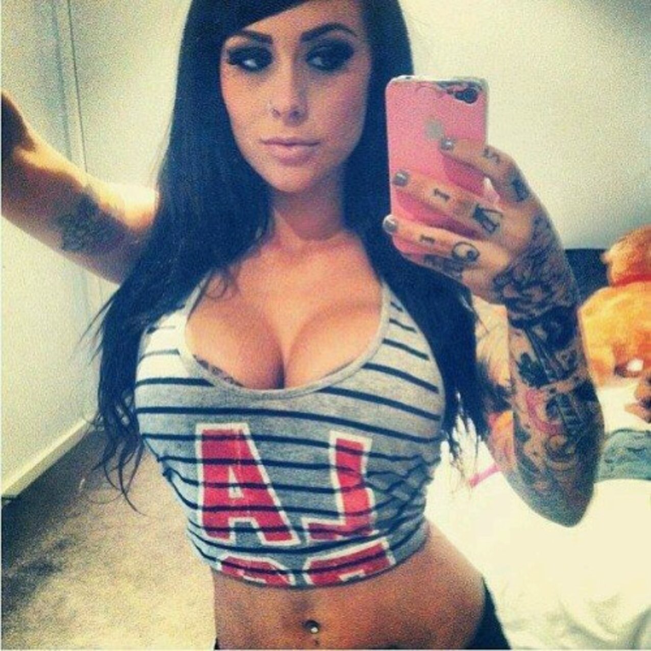 selfie mirror busty