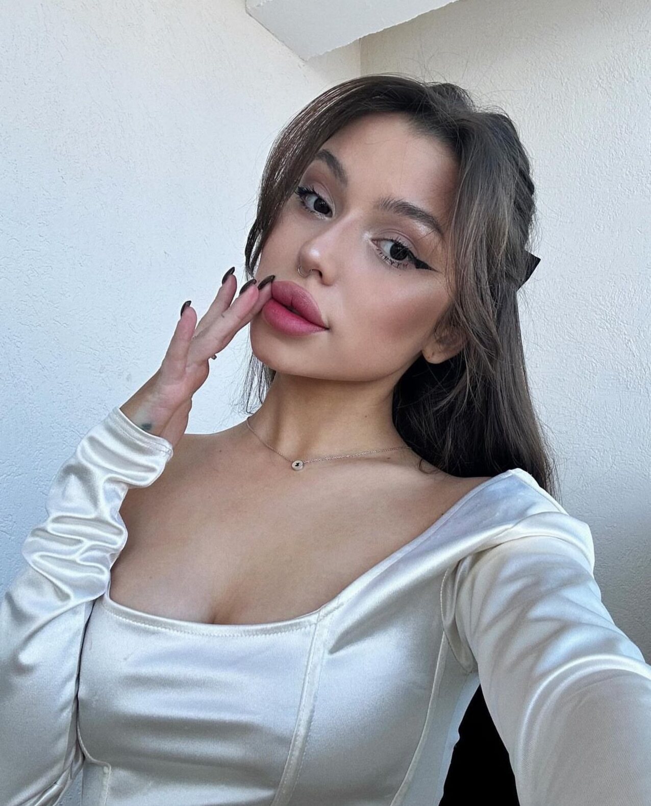 camgir russian asian