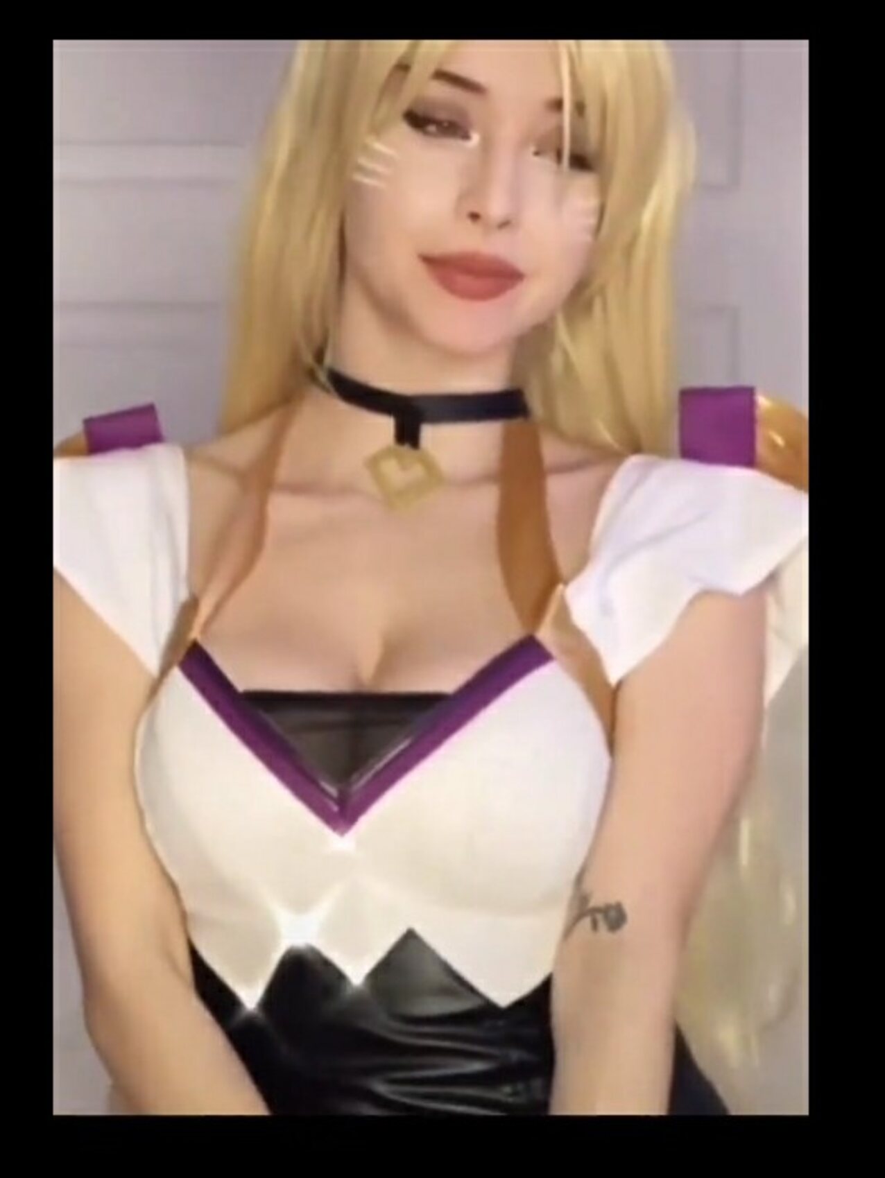 amateur cosplay social media