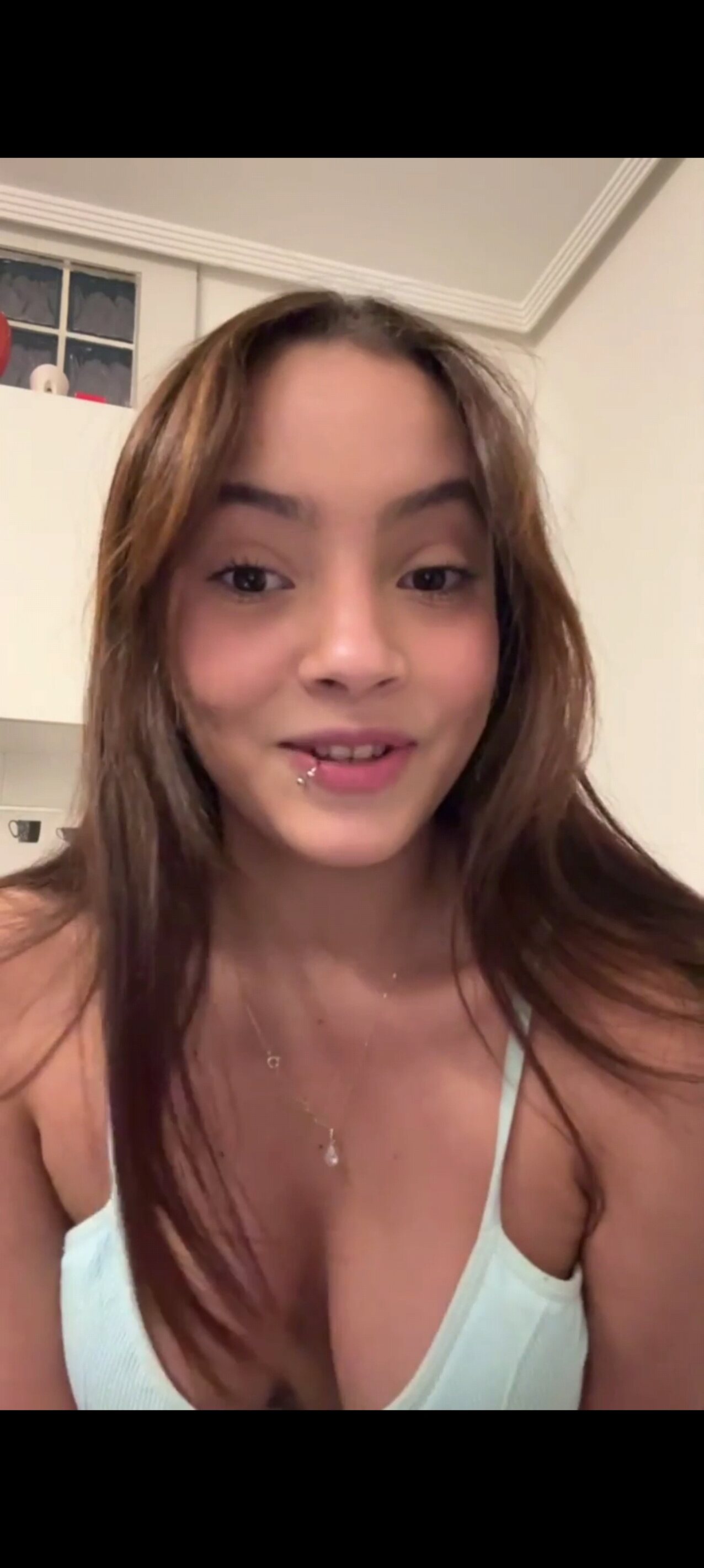 camgirl spanish nude