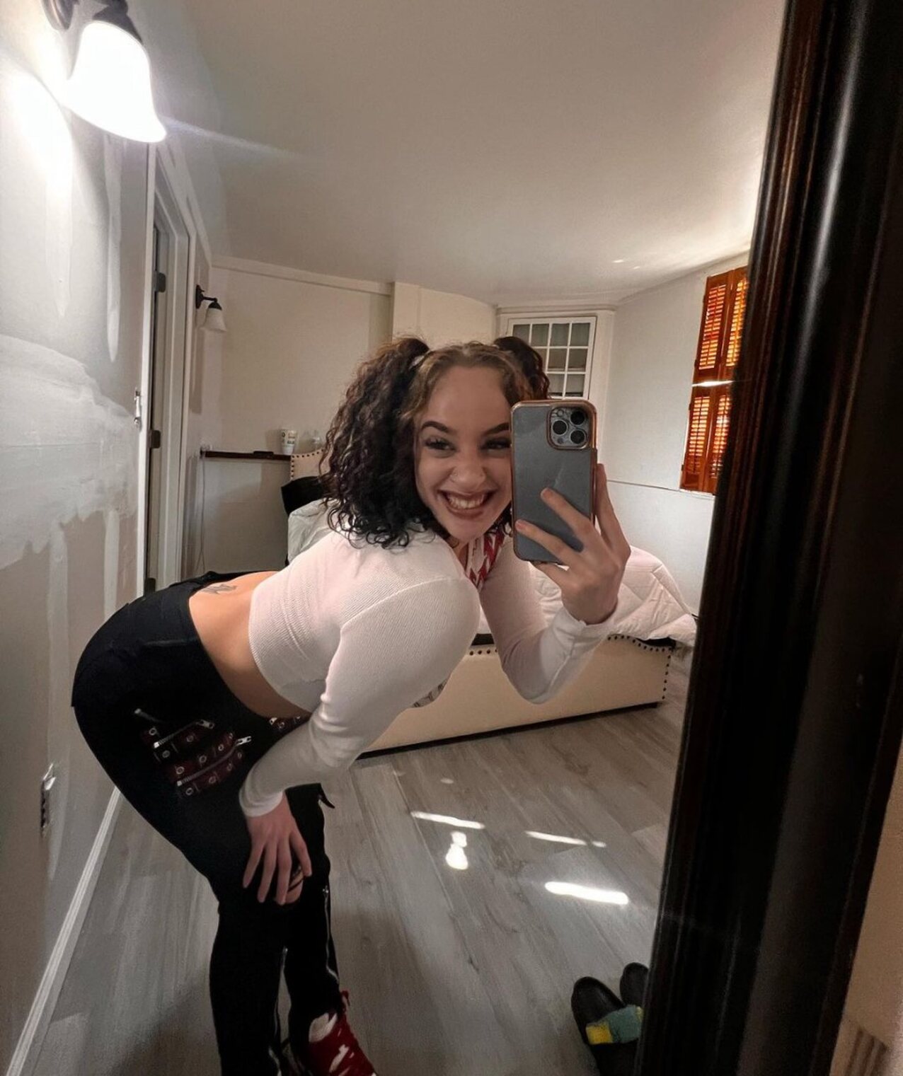 femdom ballbusting cosplay