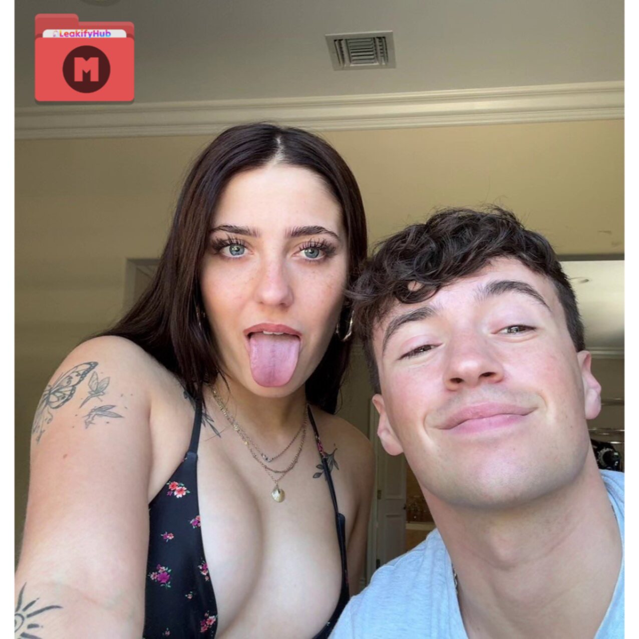 camgirl onlyfans sextape