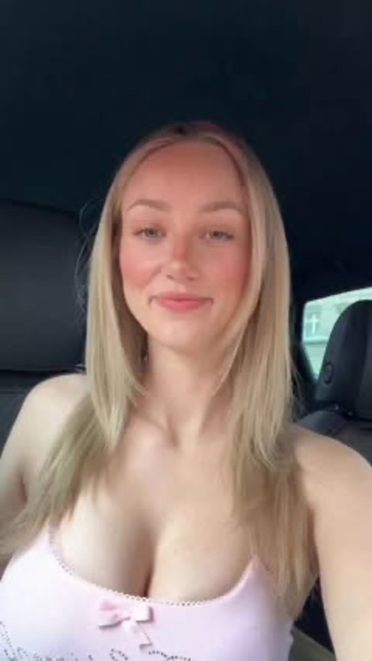 instagram blonde slippingitin