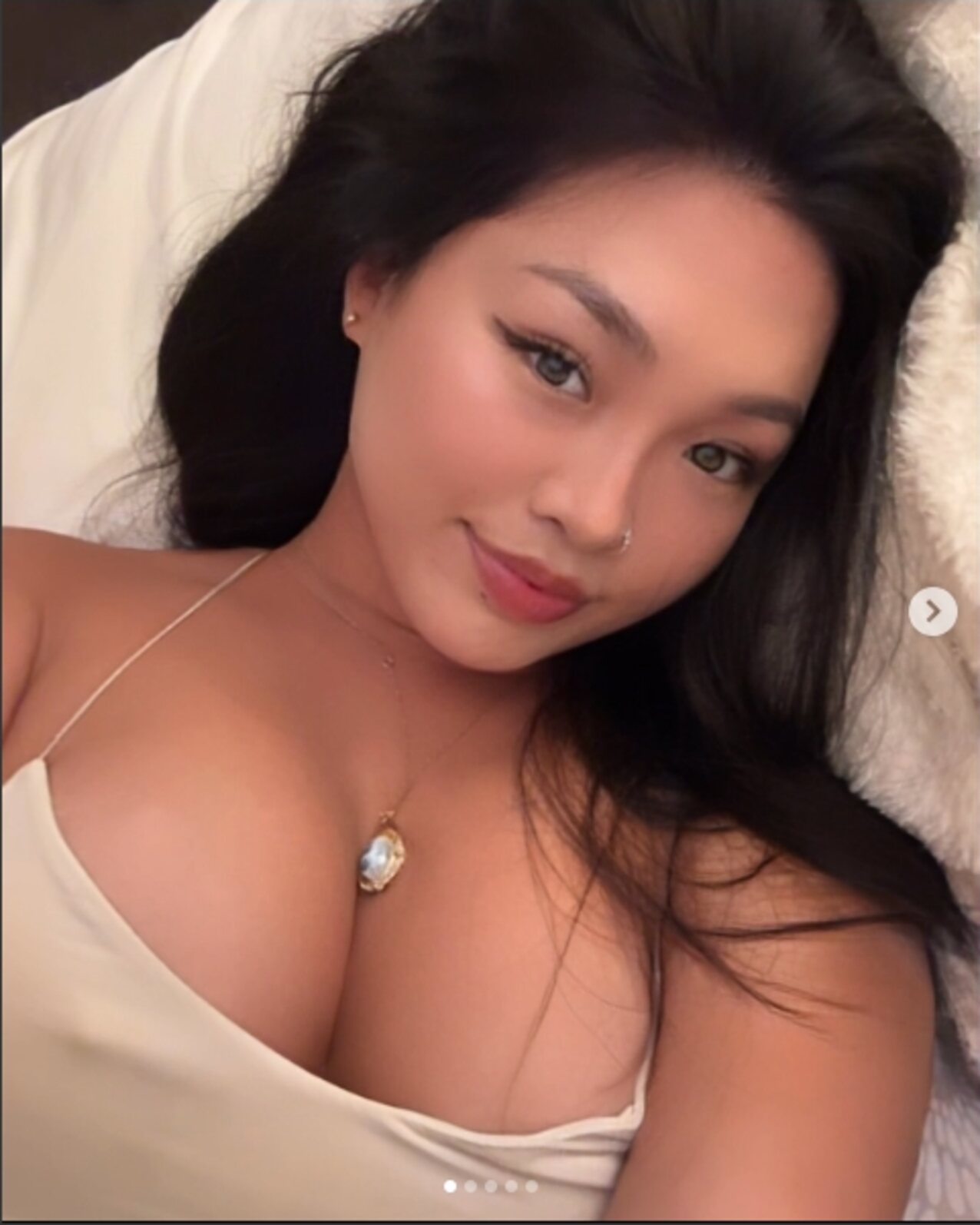 brunette petite aisan