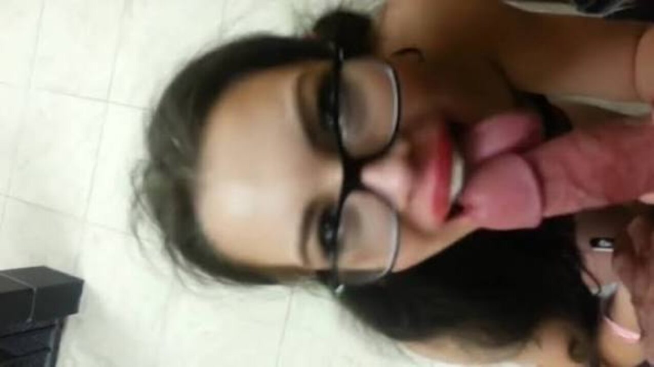 concert blowjob glasses