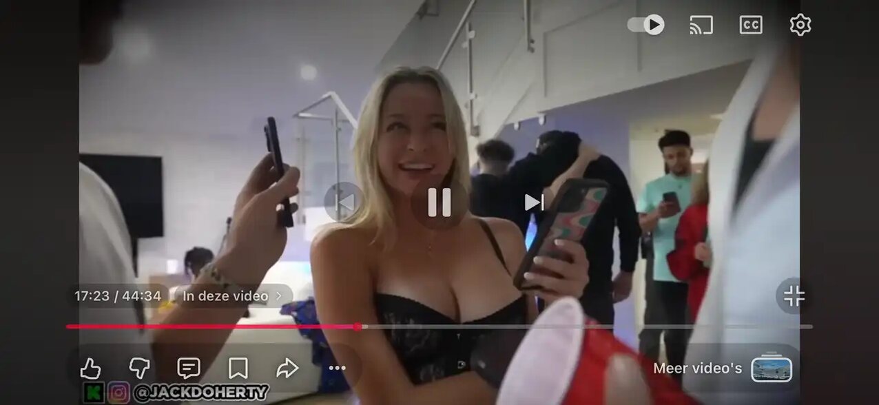 amateur busty blonde