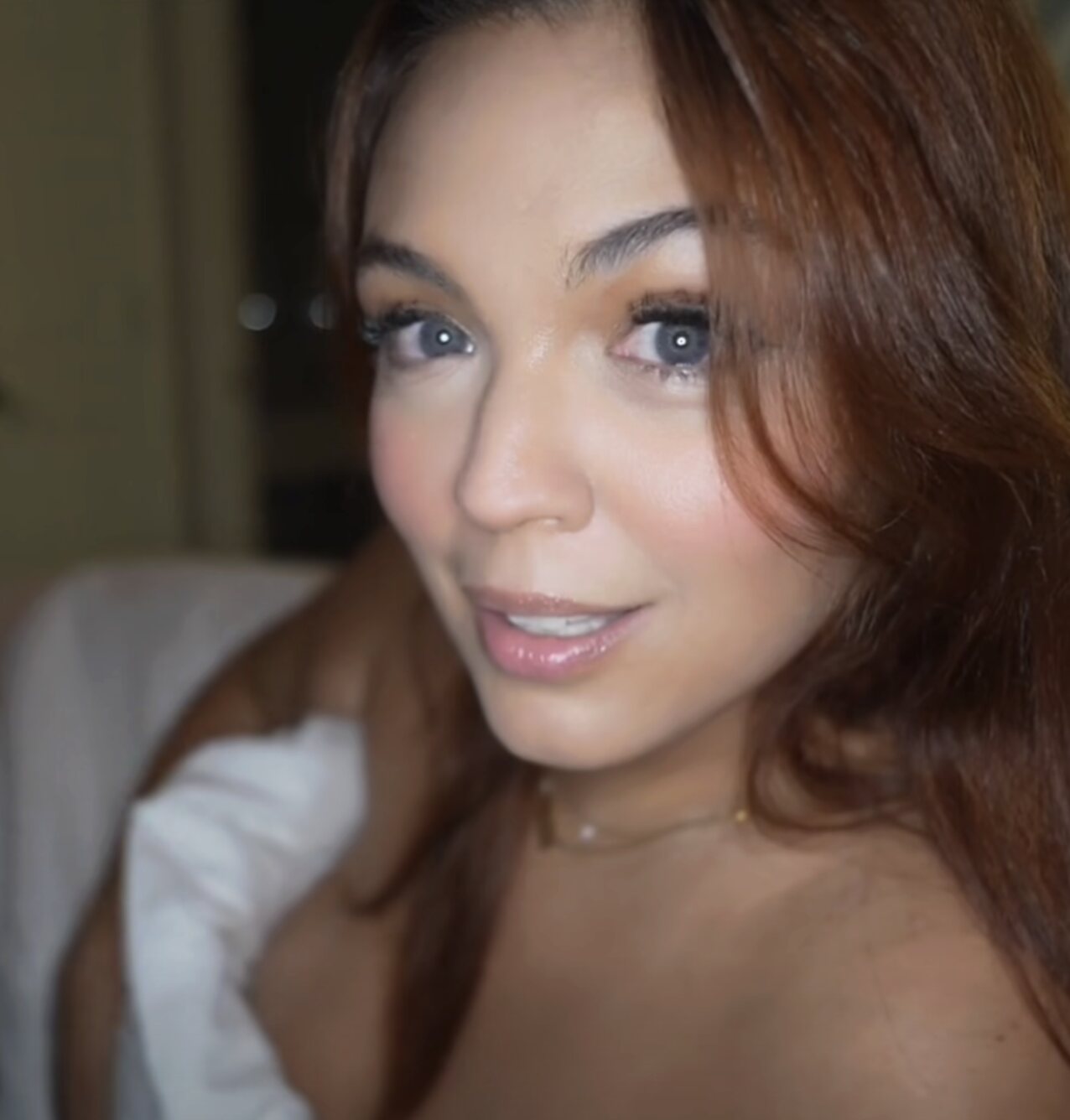redhead pov grey eyes