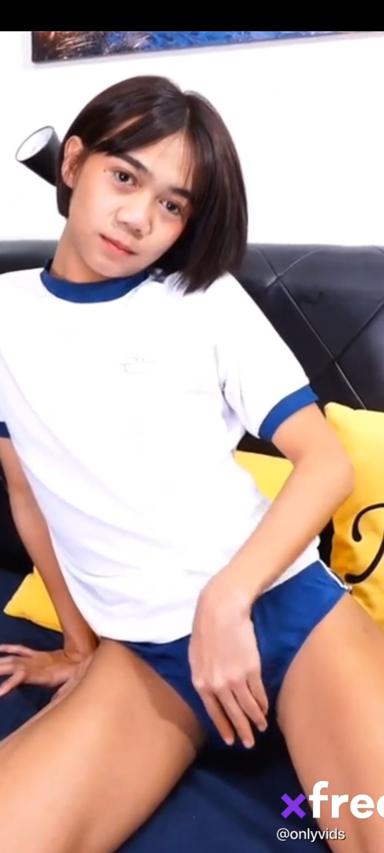teen femboy ladyboy