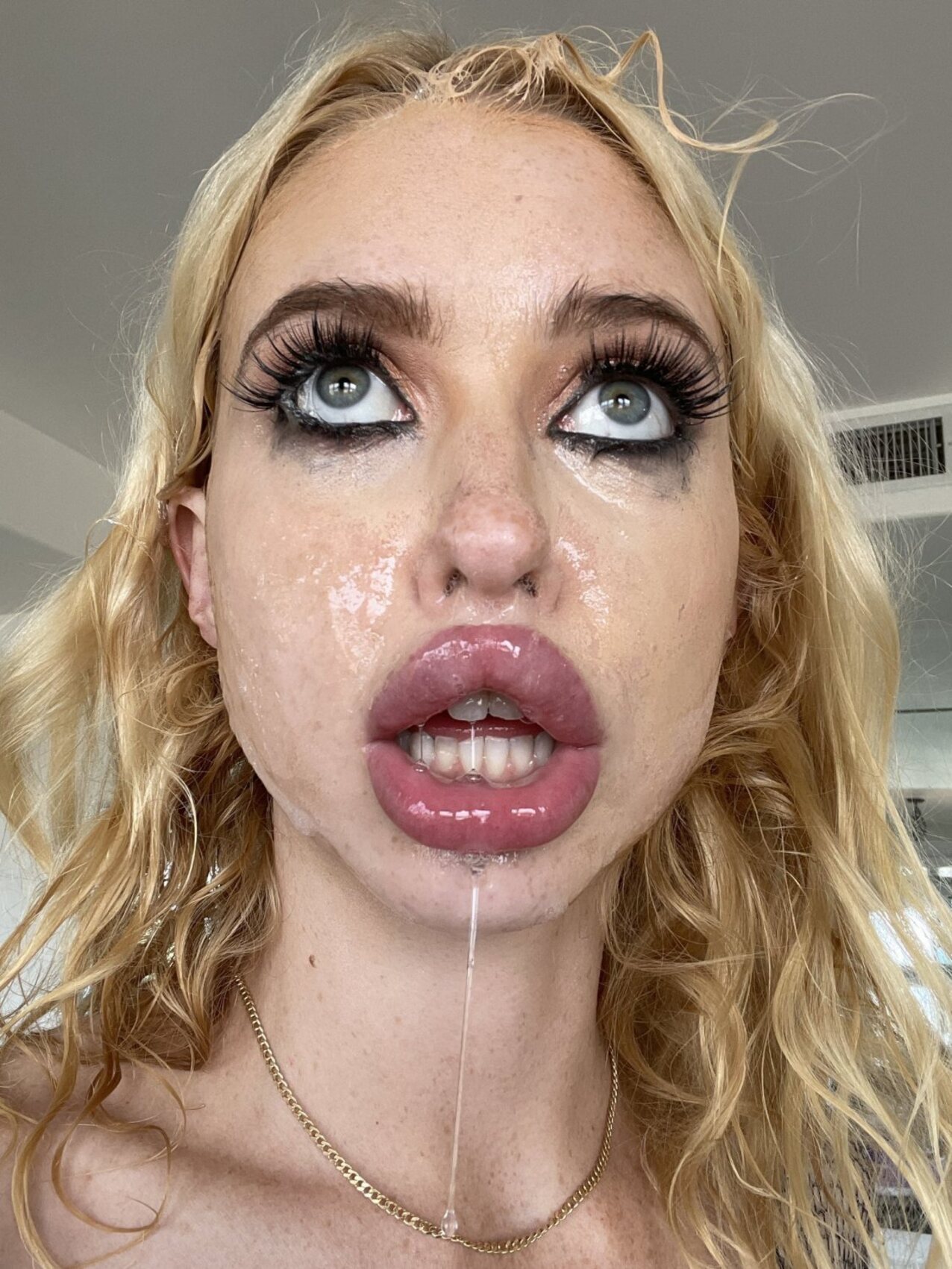 slut cum hot