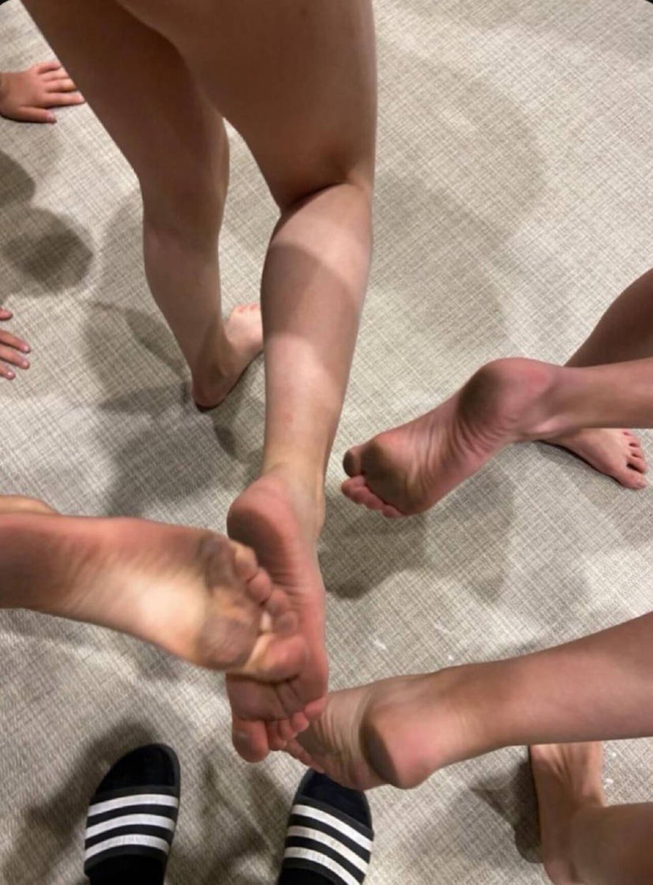 feet soles dirty feet