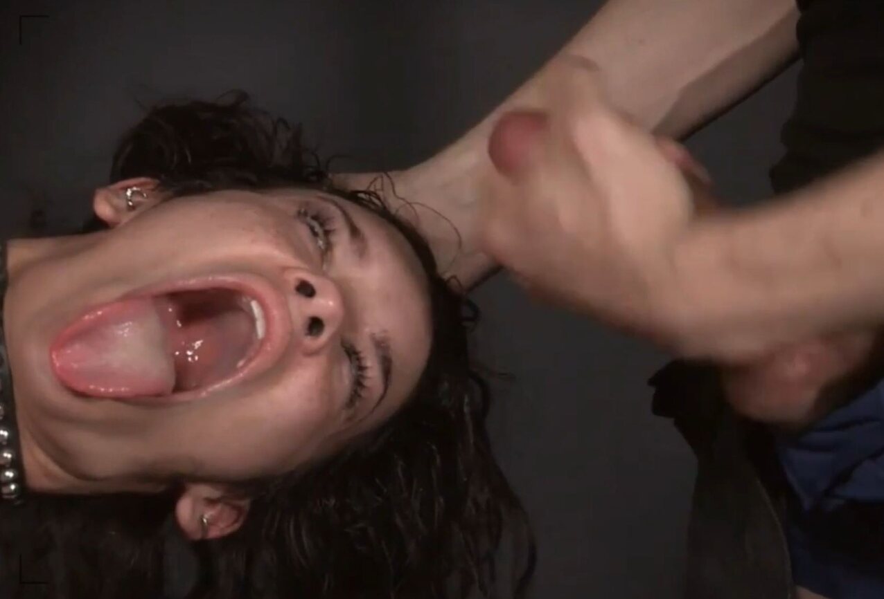 facial cumshot tongue