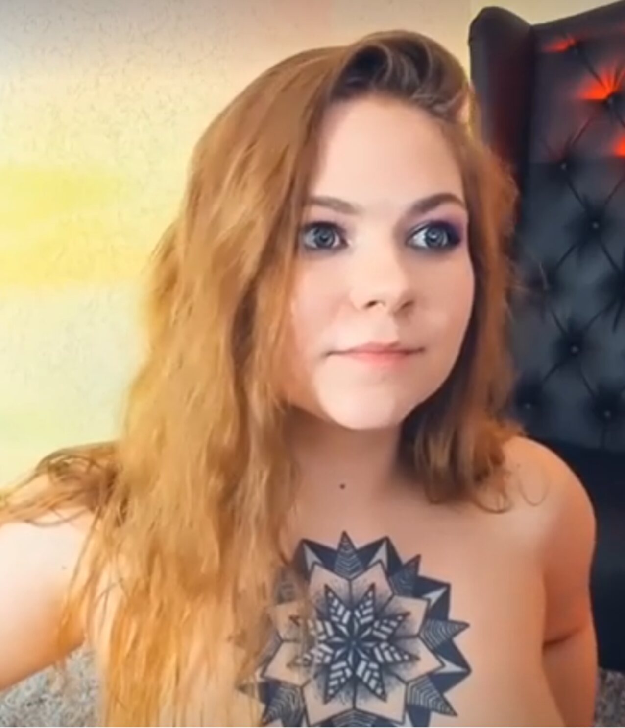 amateur camgirl split tongue