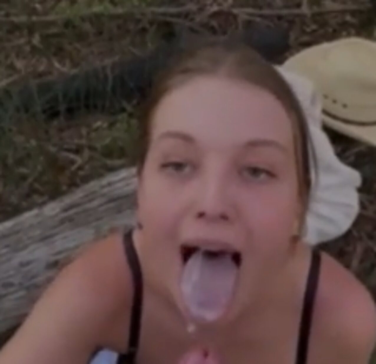 outdoor blowjob deepthroat