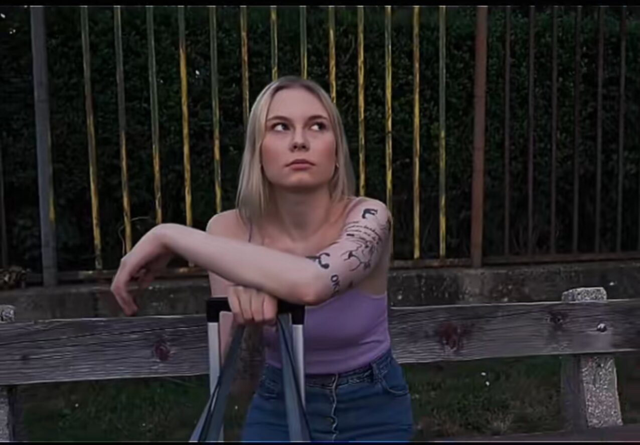 outdoors blonde tatoo