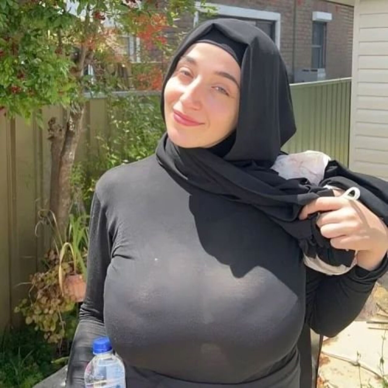 hijab muslim bigboobs
