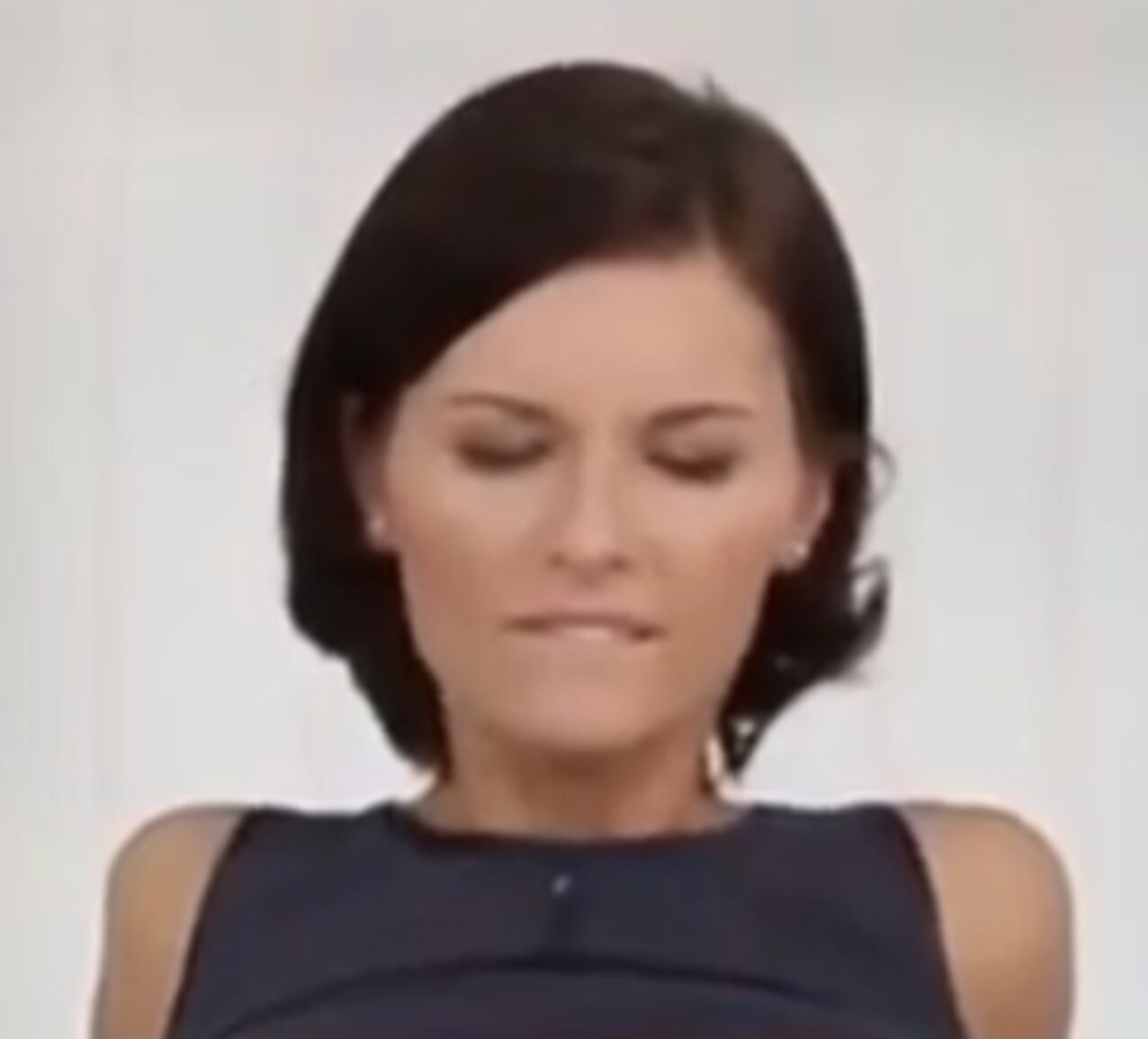 brunette caucasian short hair