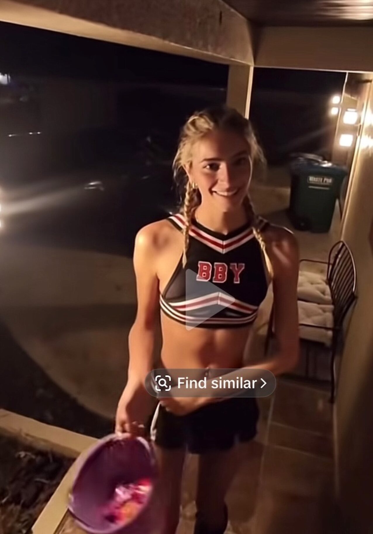 cheerleader trick or treat halloween