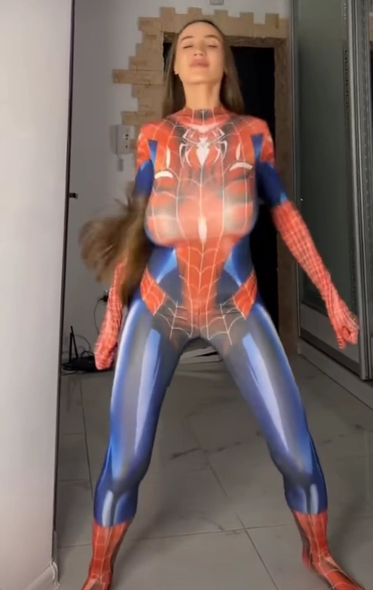 camgirl tiktok spiderman