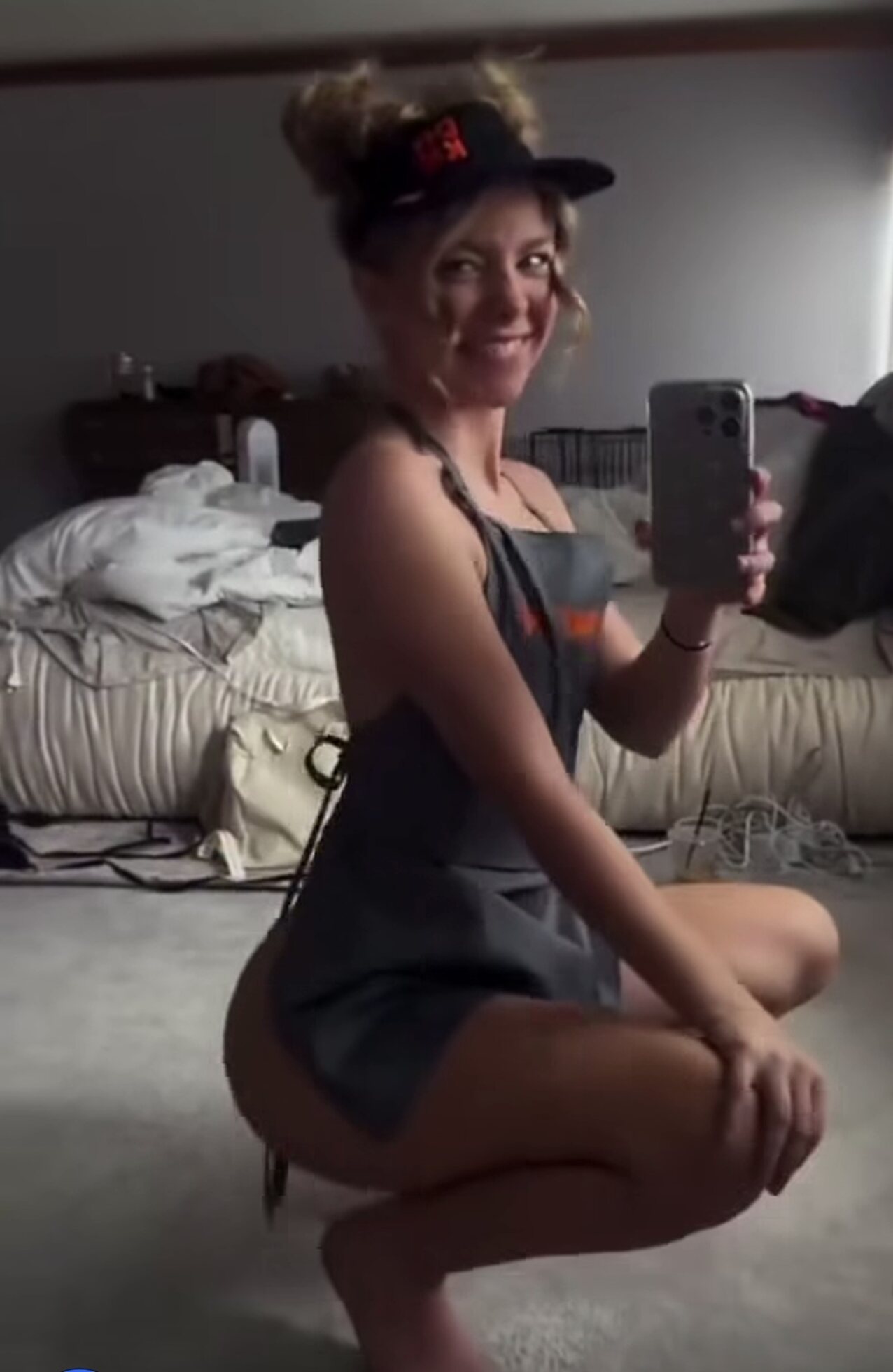 onlyfans camgirl white