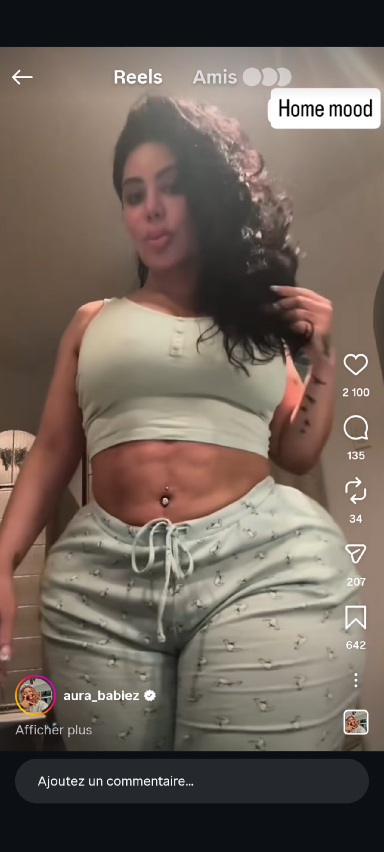 latina pretty busty