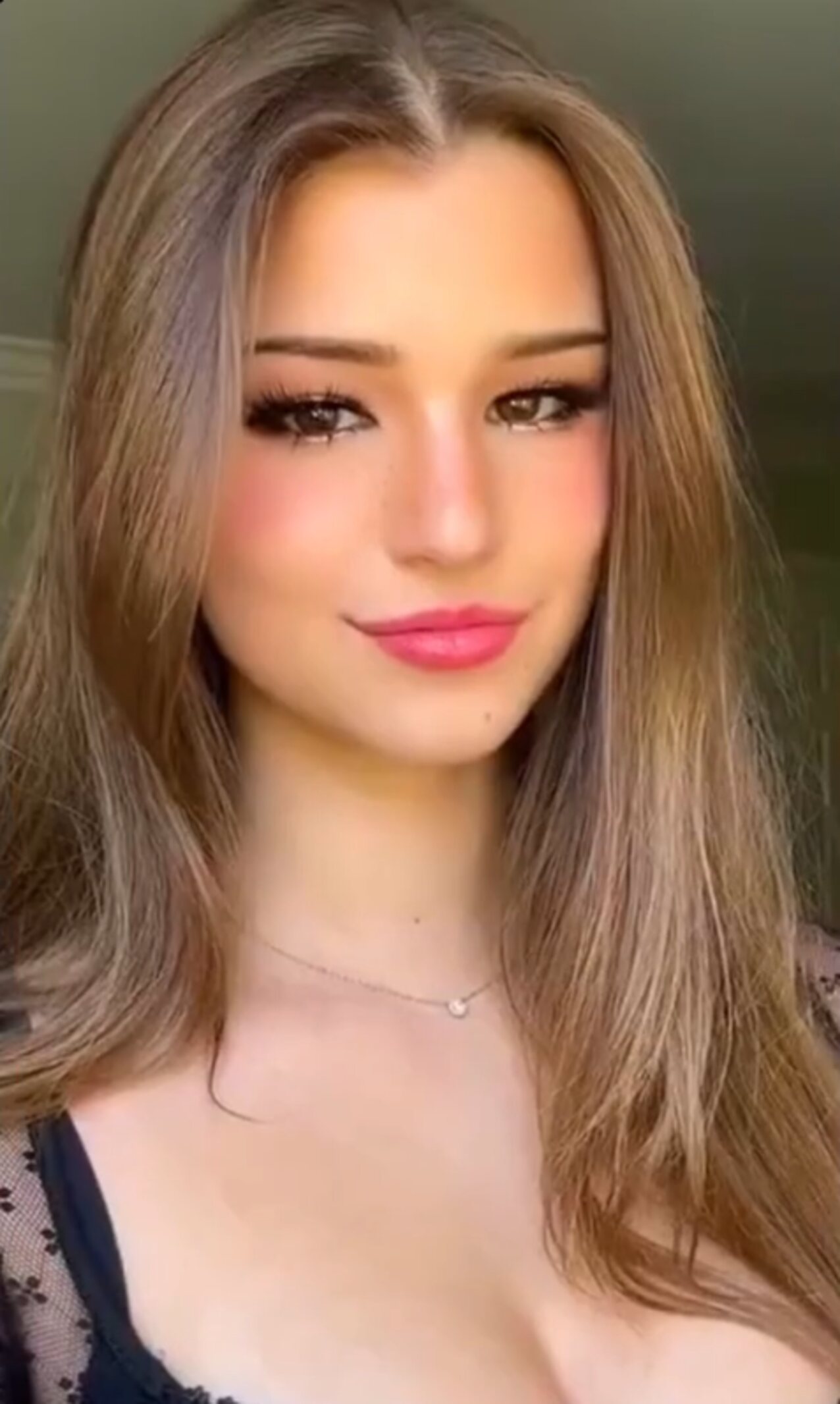 brunette pmv hot