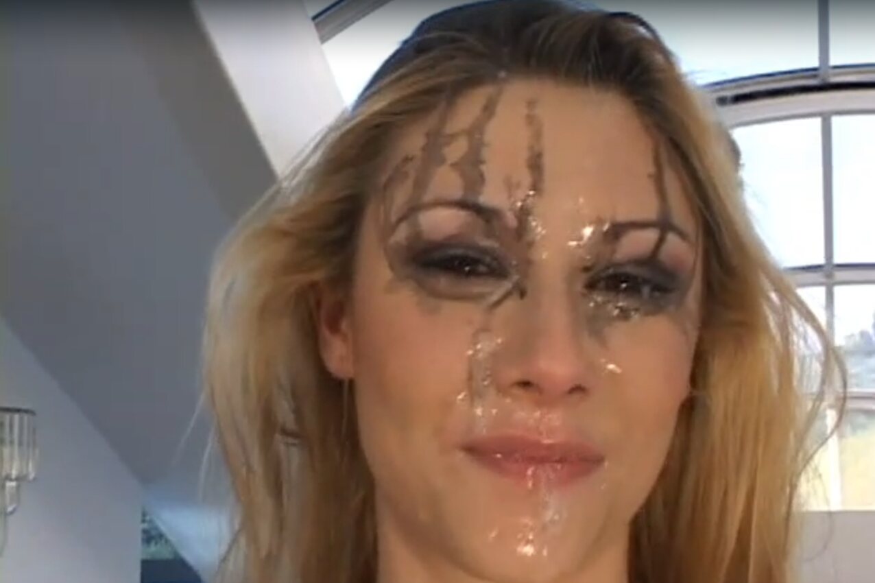 blonde deepthroat hardcore