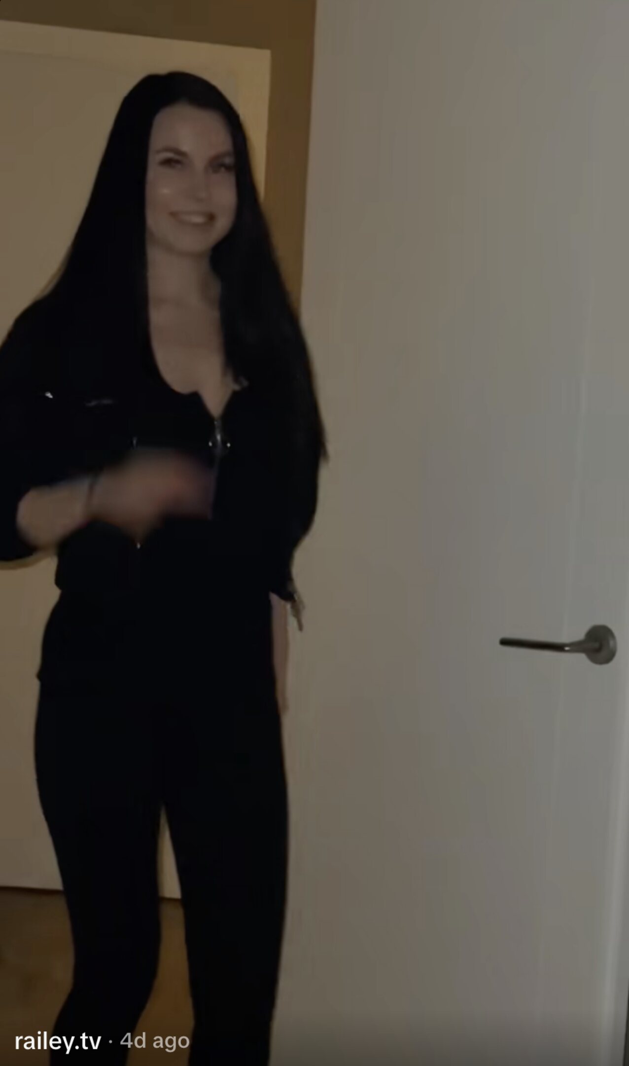 amateur petite tiktok clip