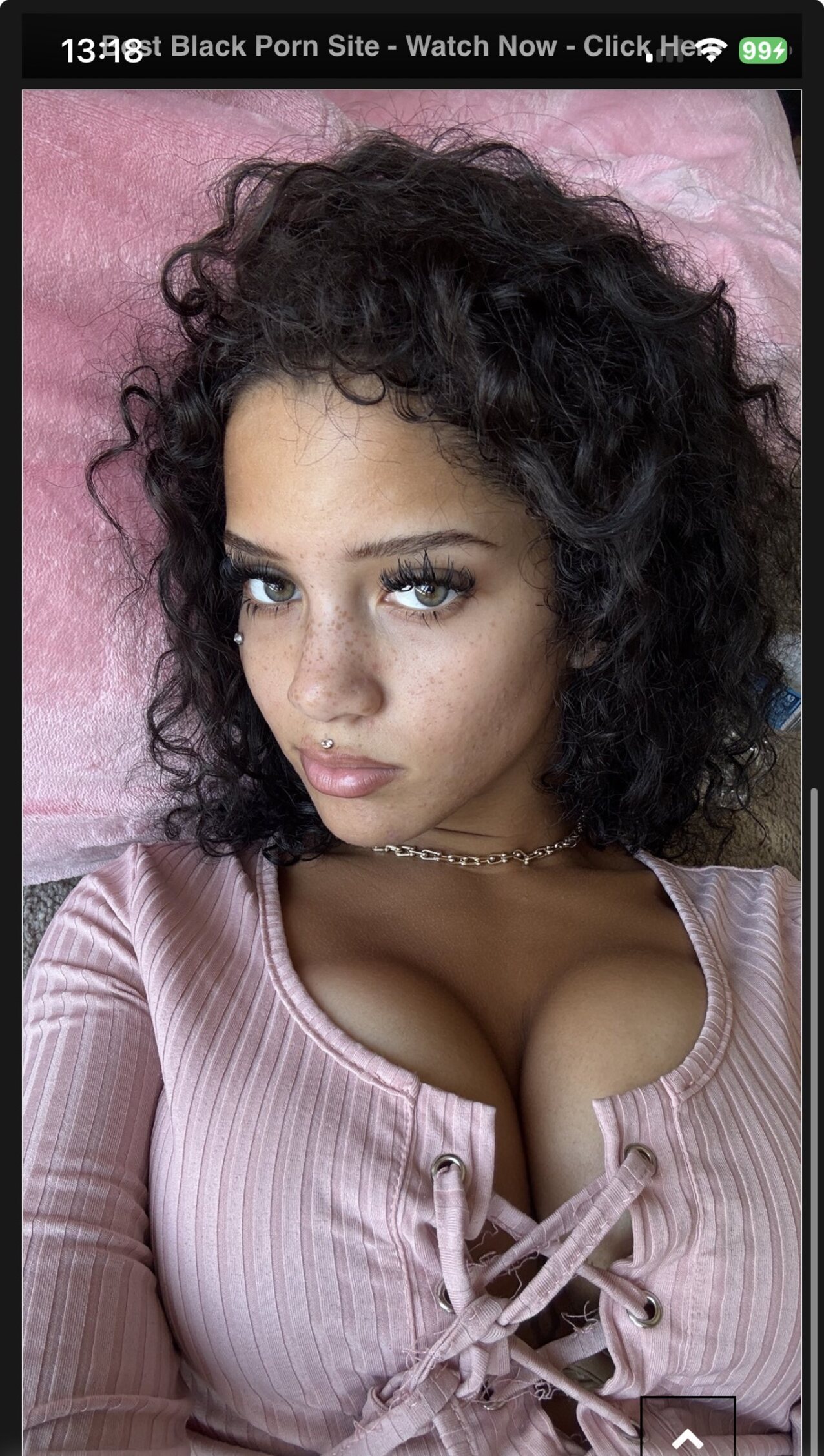 lightskin black hair bleu eyes
