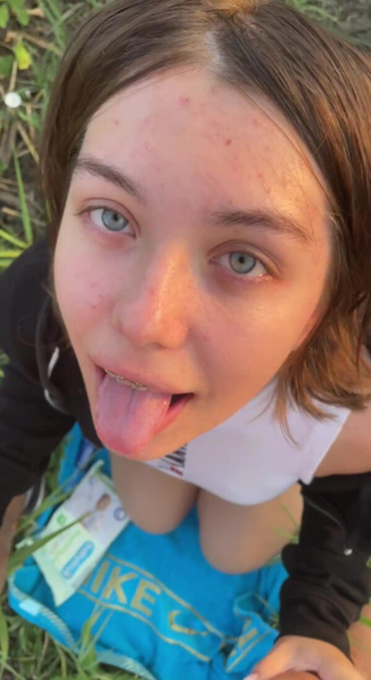 brunette dark hair blowjob