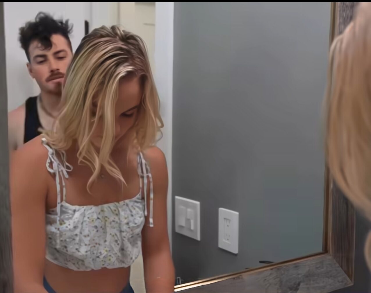 bathroom ads blonde