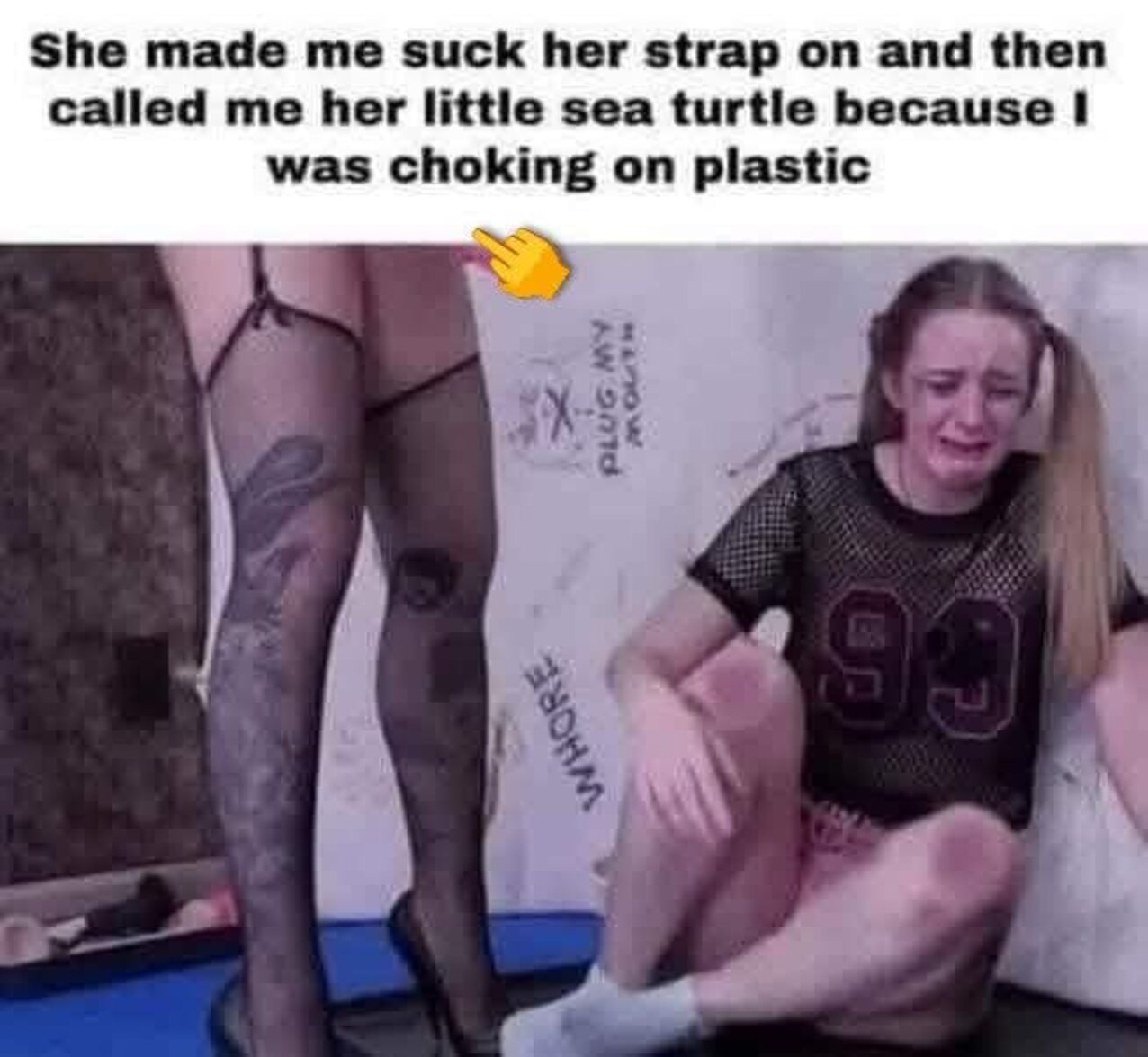 lesbian strapon domnant