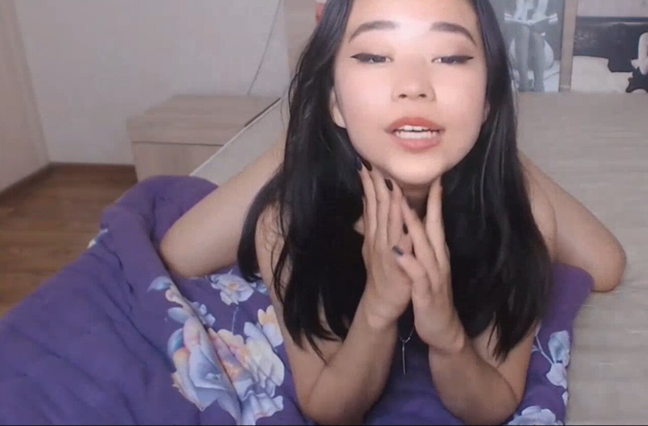 camgirl asian amateur
