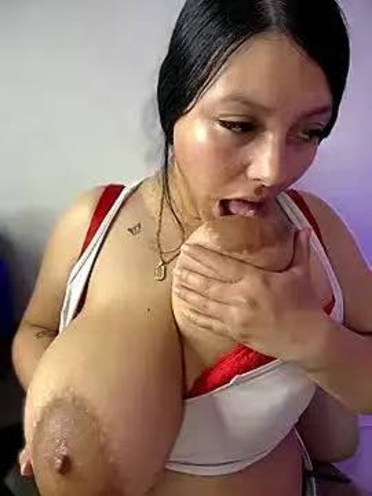 busty cam chaturbate