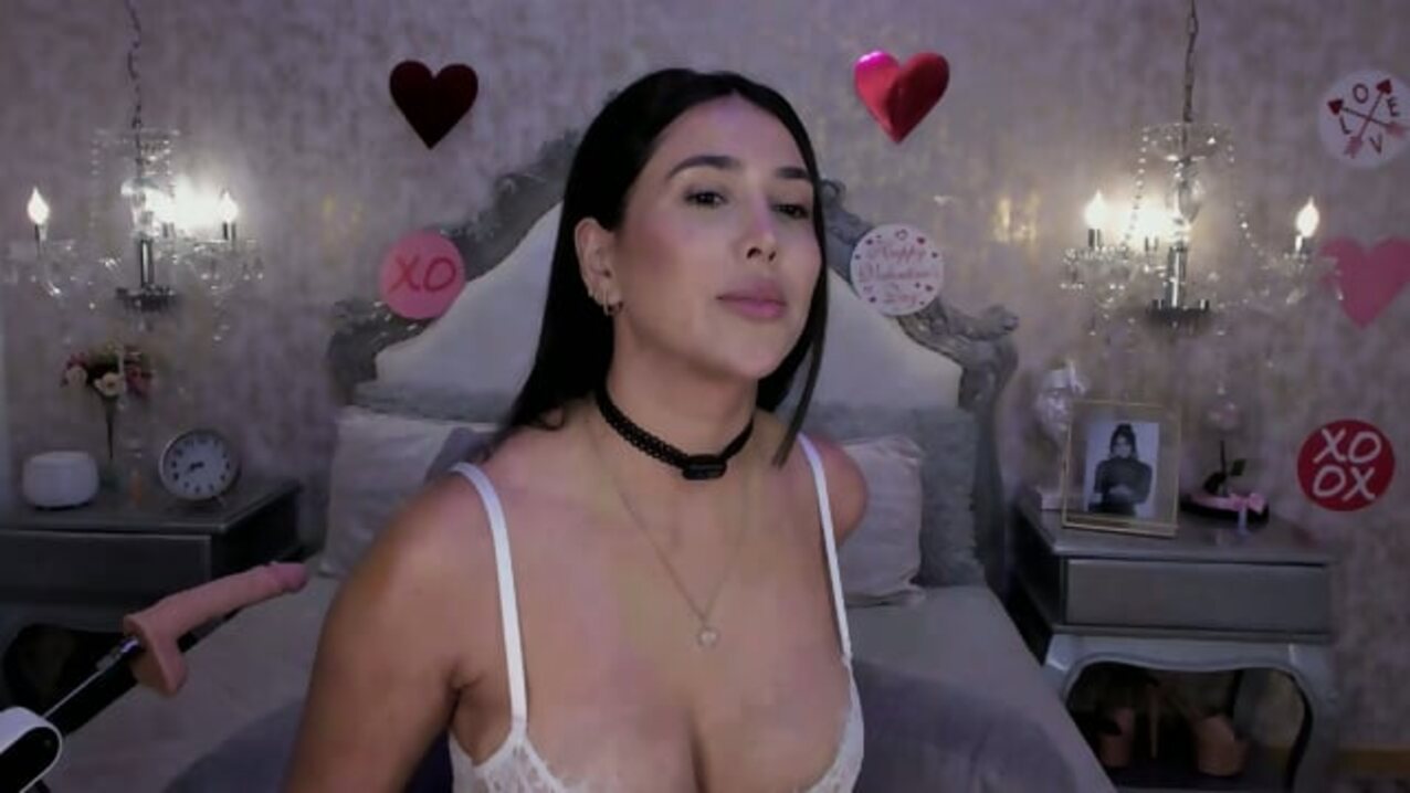 cangirl colombian boobs