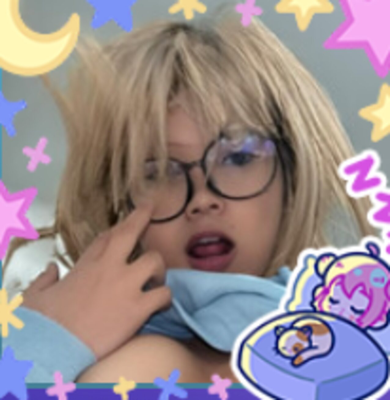 asian glasses blonde