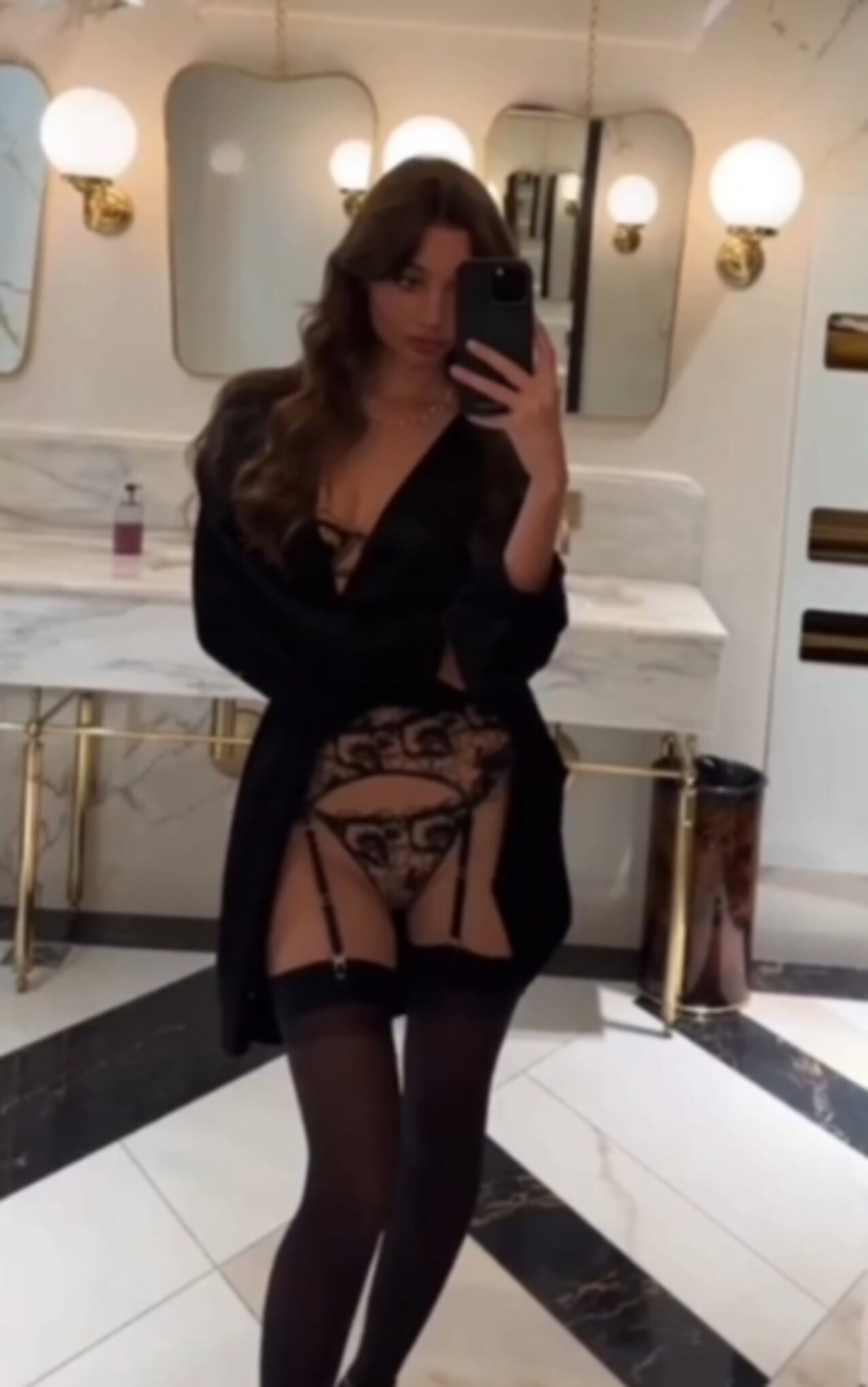 onlyfans boobs brunette