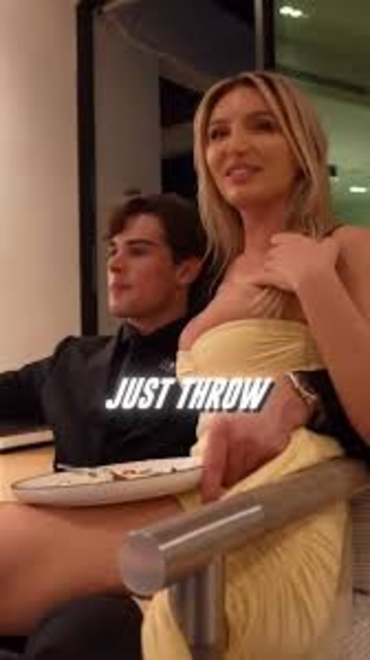 amateur petite tiktok clip