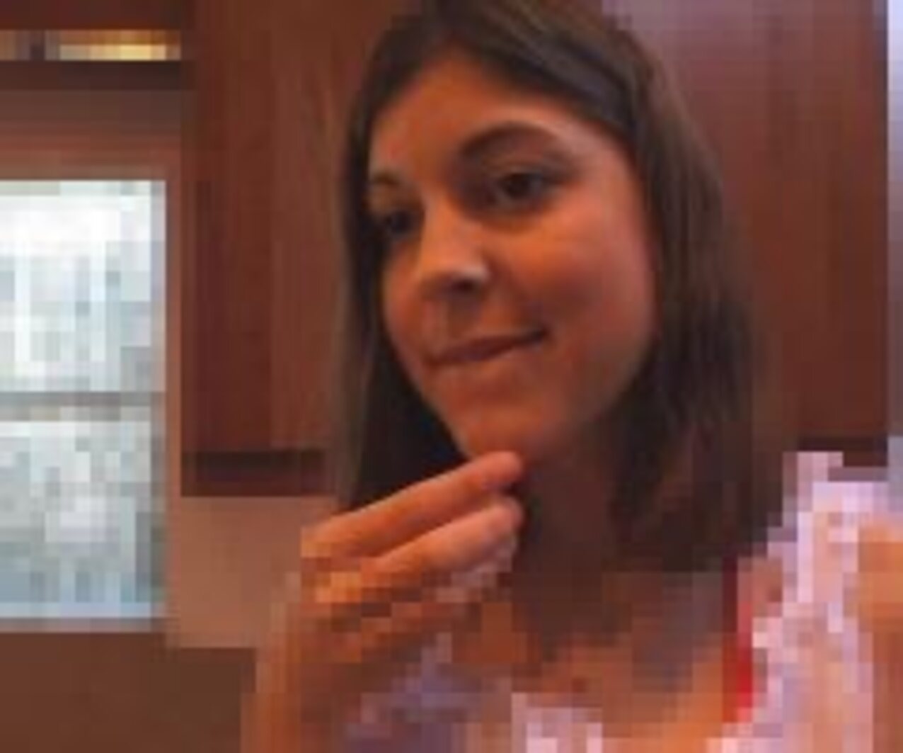 amateur shy charlotte