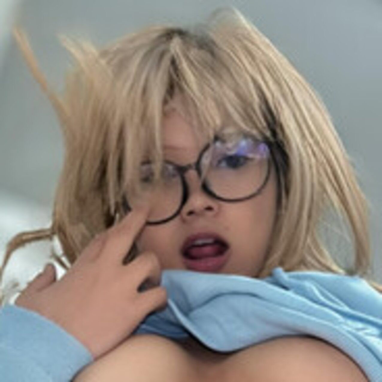 asian glasses blonde