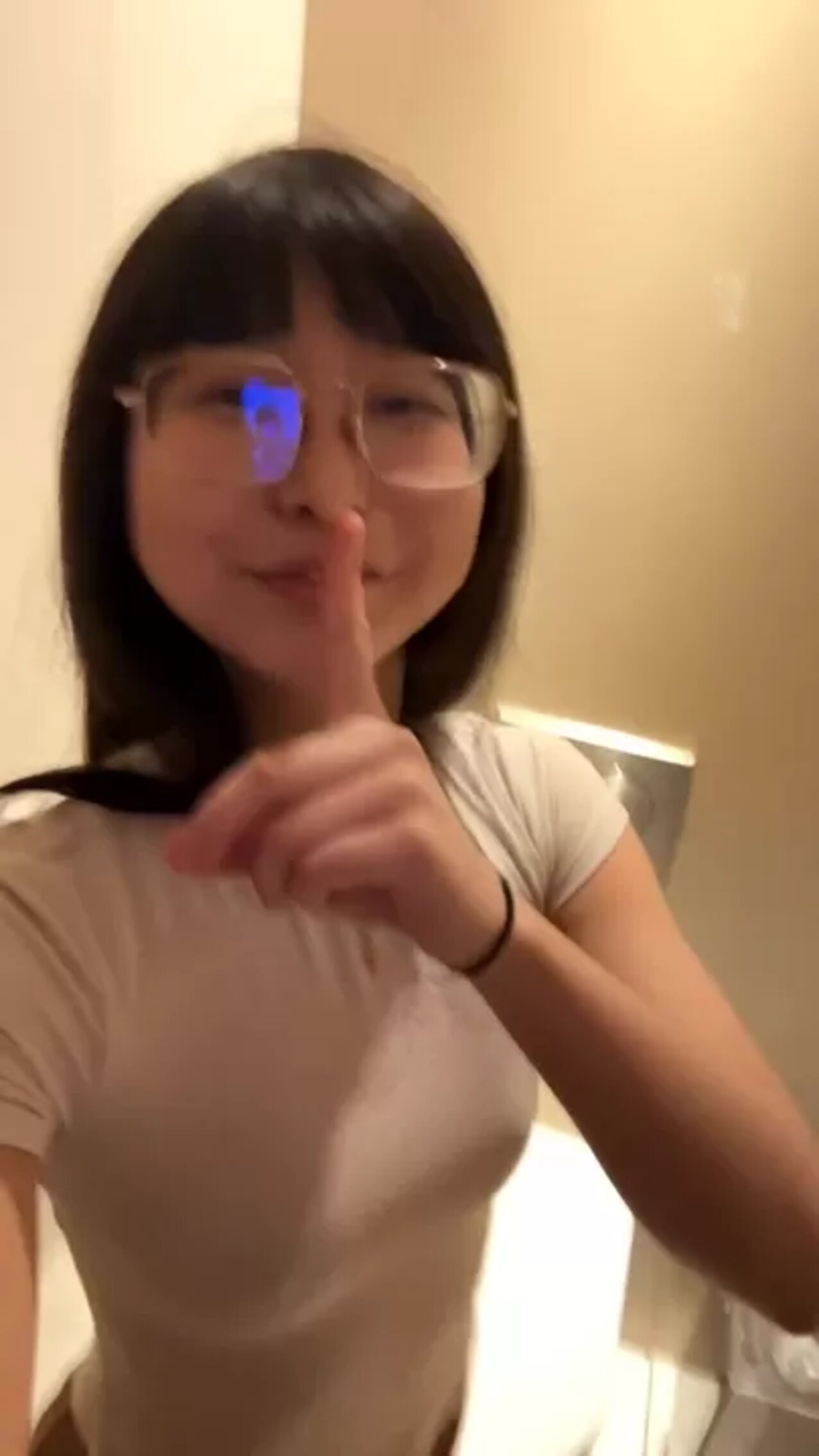 camgirl asian teen